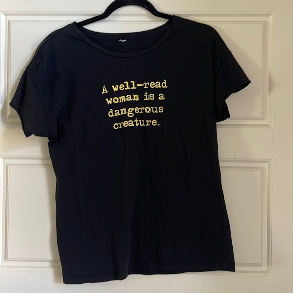 Book Lovers Tee